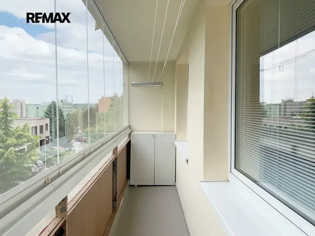 Pronájem bytu 2+kk, Praha - Motol, Weberova, 39 m2