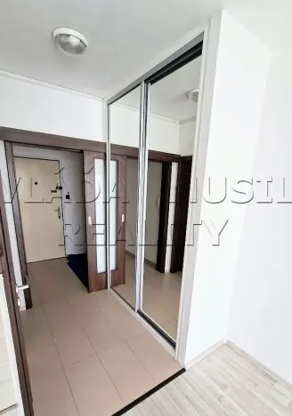 Pronájem bytu 2+kk, Praha - Kamýk, Zárubova, 42 m2