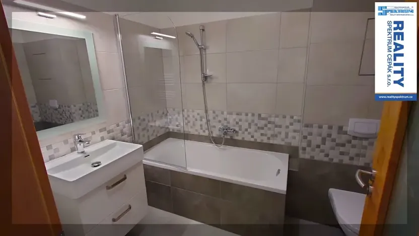 Pronájem bytu 2+kk, Trhové Sviny, Za Pilou, 47 m2