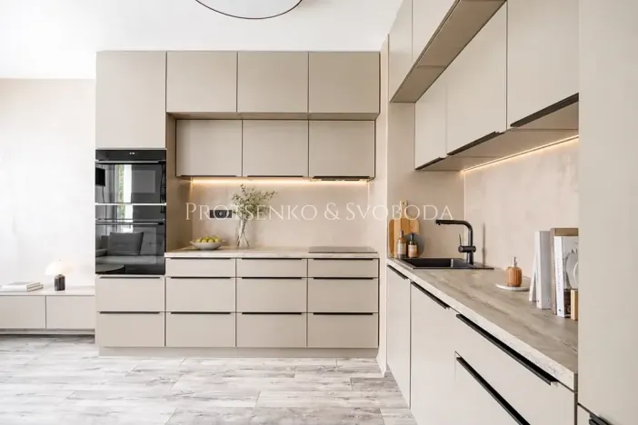 Pronájem bytu 2+kk, Hradec Králové, Průběžná, 58 m2