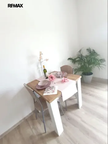 Pronájem bytu 1+kk, Praha - Uhříněves, Douchova, 30 m2