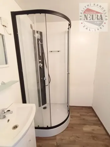 Prodej bytu 3+1, Praha - Kamýk, Růženínská, 71 m2