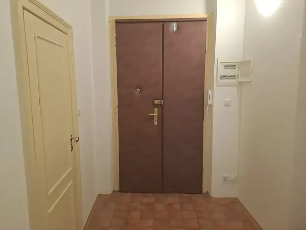 Pronájem bytu 2+1, Praha - Žižkov, Cimburkova, 77 m2