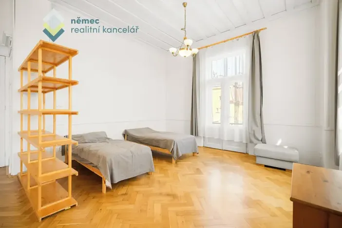 Pronájem bytu 3+1, Praha - Vinohrady, Slovenská, 75 m2