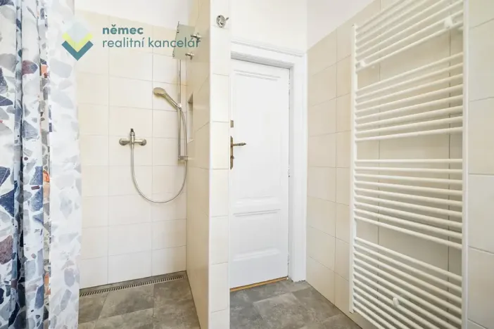 Pronájem bytu 3+1, Praha - Vinohrady, Slovenská, 75 m2