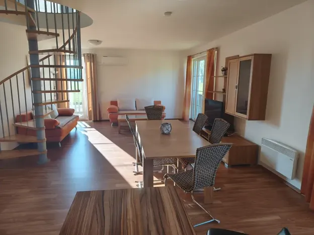 Pronájem bytu 3+kk, Horní Planá, 110 m2