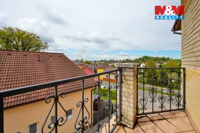 Prodej rodinného domu, Černovice, Táborská, 330 m2