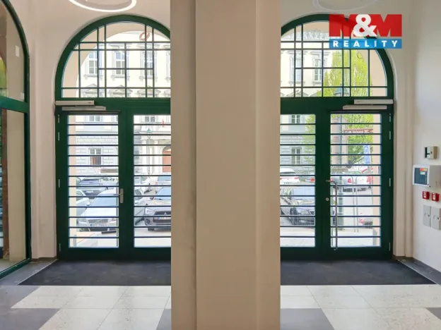 Prodej obchodního prostoru, Opava - Město, Masarykova třída, 80 m2