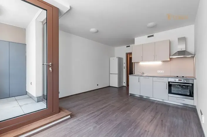 Prodej bytu 1+kk, Praha - Vysočany, Bassova, 28 m2