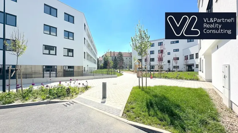 Prodej bytu 1+kk, Šlapanice, Brněnská, 35 m2