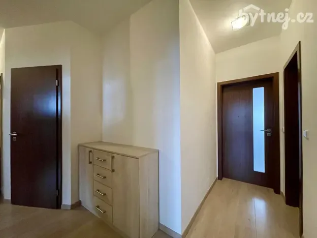 Pronájem bytu 3+kk, Olomouc - Nové Sady, Novosadský dvůr, 67 m2