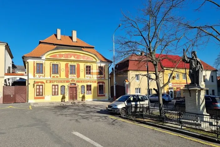 Pronájem bytu 1+kk, Uhlířské Janovice, Václavské náměstí, 26 m2