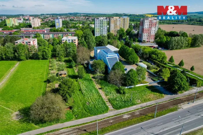 Prodej komerčního pozemku, Otrokovice, Zlínská, 1702 m2
