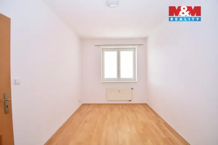 Pronájem bytu 2+kk, Praha - Dolní Chabry, Spořická, 55 m2