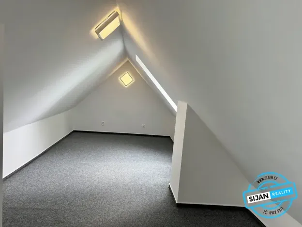 Pronájem bytu 1+1, Opava, Vančurova, 50 m2