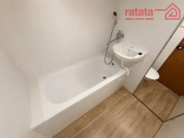 Pronájem bytu 2+1, Chomutov, Školní pěšina, 60 m2