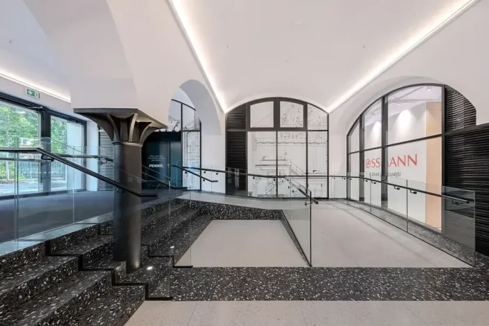 Pronájem obchodního prostoru, Praha - Nusle, Bělehradská, 45 m2