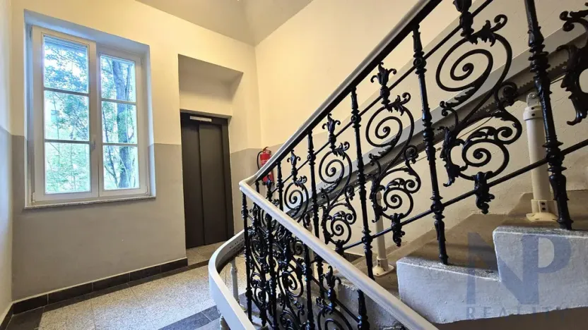 Prodej bytu 2+kk, Praha - Vinohrady, Lublaňská, 39 m2
