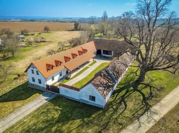 Prodej zemědělské usedlosti, Křelovice, 395 m2