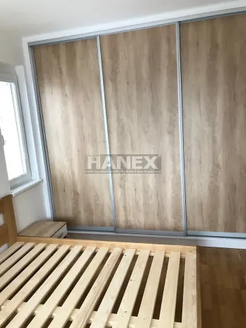 Pronájem bytu 2+kk, Praha - Hloubětín, Saarinenova, 61 m2