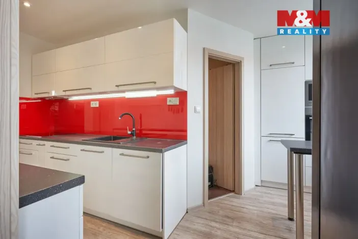 Prodej bytu 3+1, Uherské Hradiště - Jarošov, Markov, 75 m2