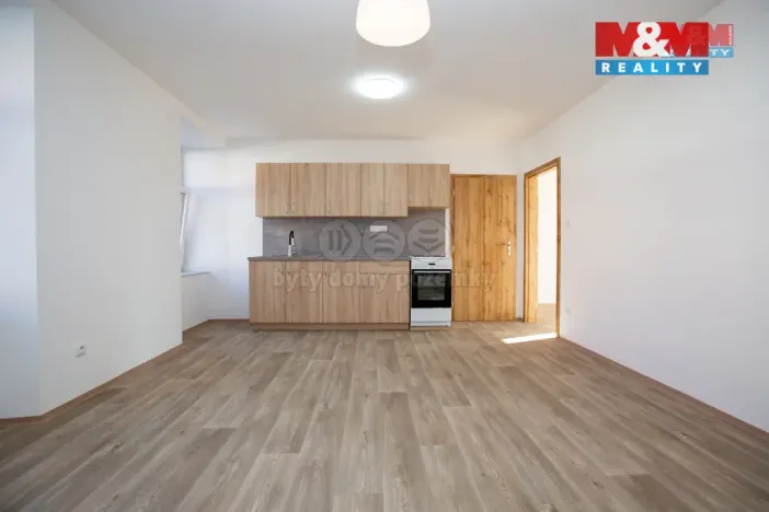 Pronájem bytu 2+kk, Jindřichův Hradec - Jindřichův Hradec III, Václavská, 55 m2