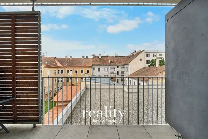 Pronájem bytu 2+kk, Znojmo, Tovární, 62 m2