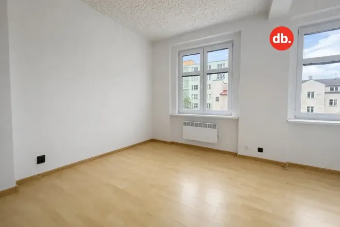 Prodej bytu 2+1, Karlovy Vary, Sokolovská, 77 m2