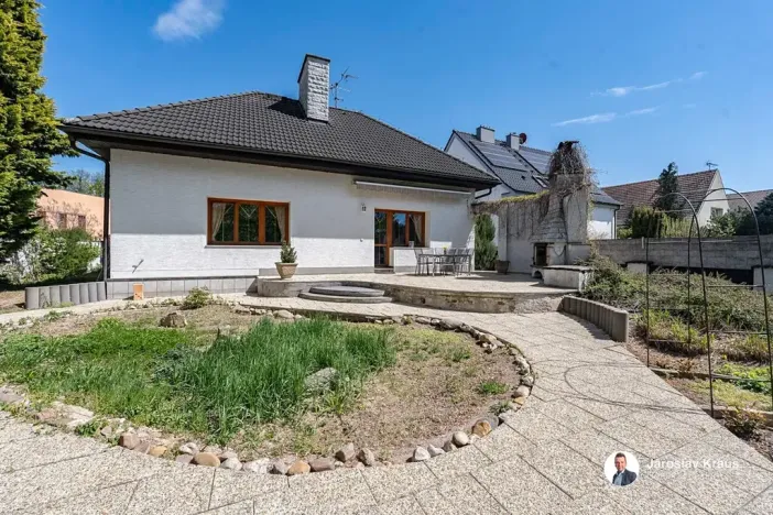 Prodej rodinného domu, Nechanice, Za Kulturním domem, 250 m2