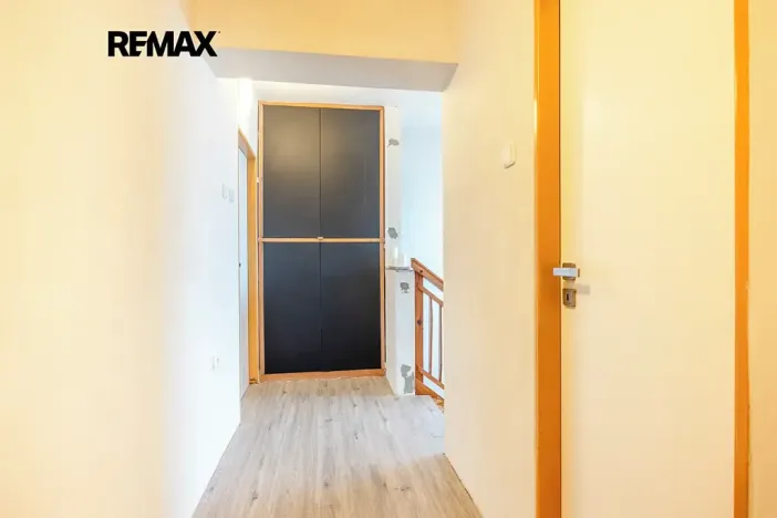 Prodej rodinného domu, Praha - Sobín, Brňovská, 215 m2