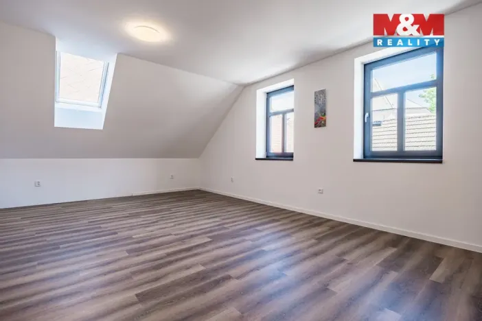 Prodej rodinného domu, Kamenice nad Lipou, Dobšova, 210 m2