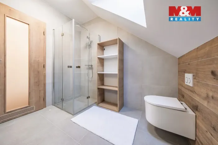 Prodej rodinného domu, Kamenice nad Lipou, Dobšova, 210 m2