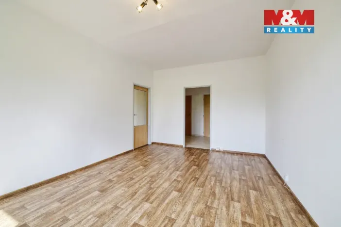 Prodej bytu 2+1, Cheb, Kosmonautů, 54 m2