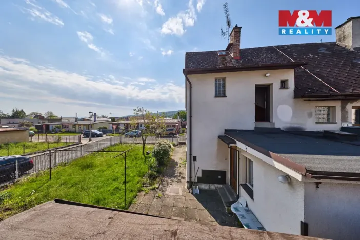Prodej rodinného domu, Dvůr Králové nad Labem, Sochorova, 200 m2