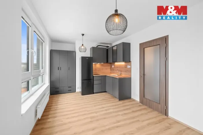 Prodej bytu 1+kk, Praha - Ruzyně, Stočesova, 26 m2