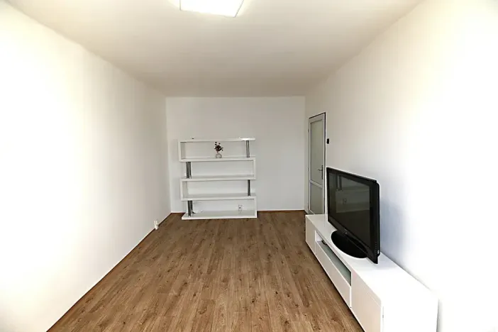 Pronájem bytu 1+1, Praha - Záběhlice, Hlavní, 36 m2