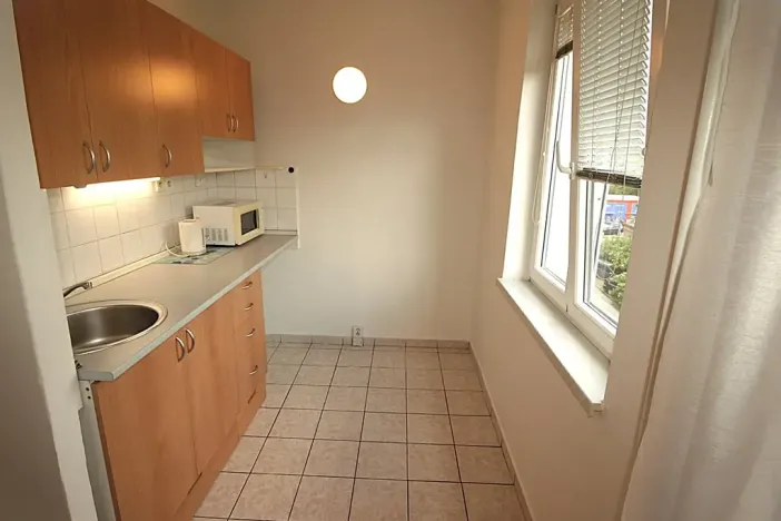 Pronájem bytu 1+1, Praha - Záběhlice, Hlavní, 36 m2