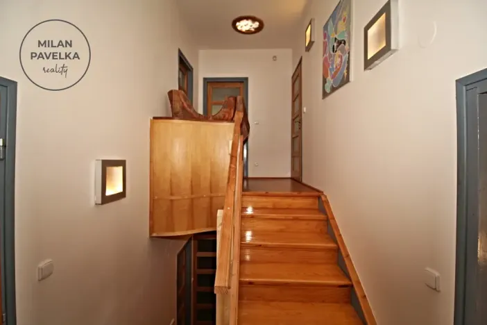 Prodej rodinného domu, Skryje, 220 m2