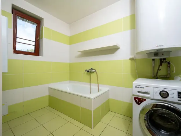Prodej rodinného domu, Jilemnice, Komenského, 270 m2