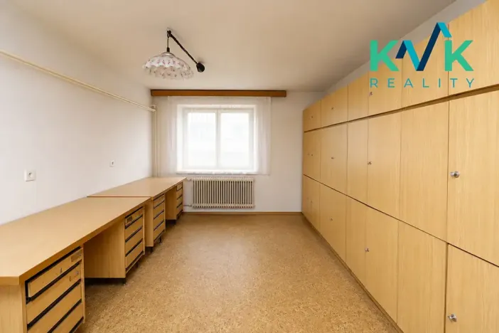 Prodej výrobních prostor, Toužim, Karlovarská, 185 m2
