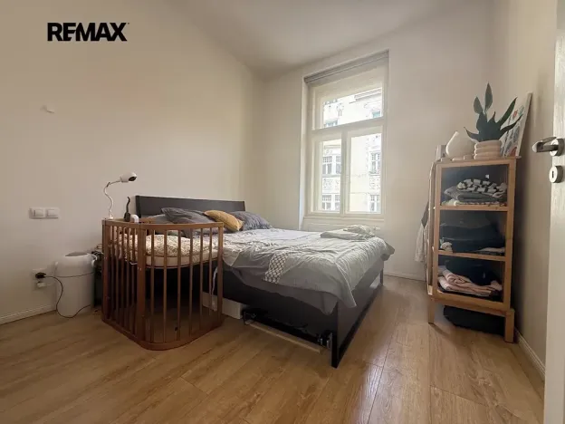 Pronájem bytu 2+kk, Praha - Holešovice, Šimáčkova, 68 m2