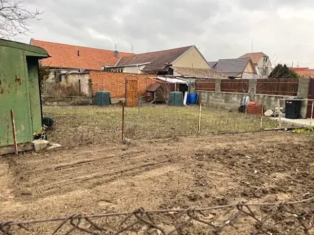 Prodej zahrady, Hrušky, 232 m2