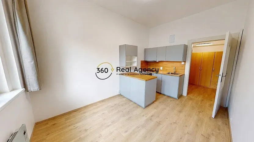 Pronájem bytu 2+kk, Praha - Nusle, V zálomu, 46 m2