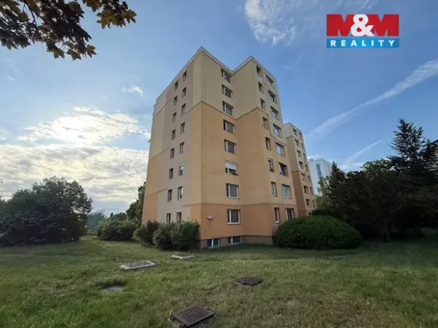 Pronájem bytu 3+1, Praha - Troja, Svídnická, 65 m2