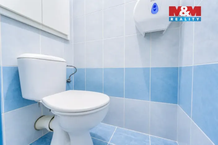 Prodej bytu 3+1, Hrádek - Nová Huť, 1. máje, 67 m2