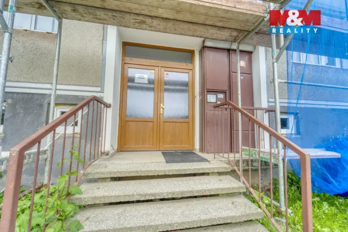 Prodej bytu 3+1, Hrádek - Nová Huť, 1. máje, 67 m2