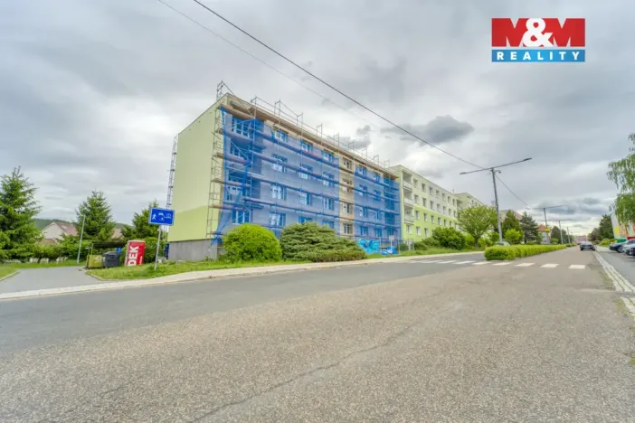 Prodej bytu 3+1, Hrádek - Nová Huť, 1. máje, 67 m2