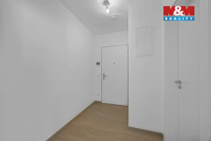 Pronájem bytu 1+kk, Praha, 34 m2