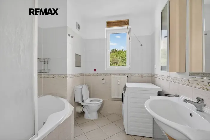 Pronájem bytu 2+kk, Praha - Záběhlice, Velenovského, 54 m2