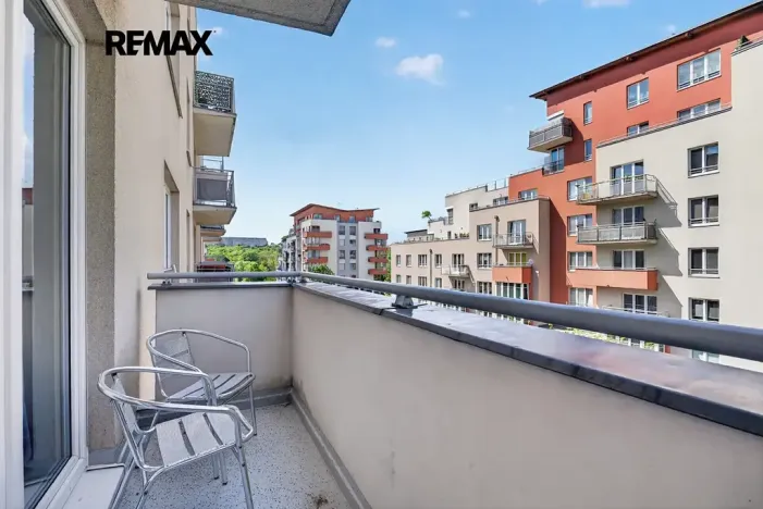 Pronájem bytu 2+kk, Praha - Záběhlice, Velenovského, 54 m2